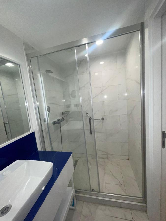 Black Sea Aparthotel Orbi City Batumi Exterior photo