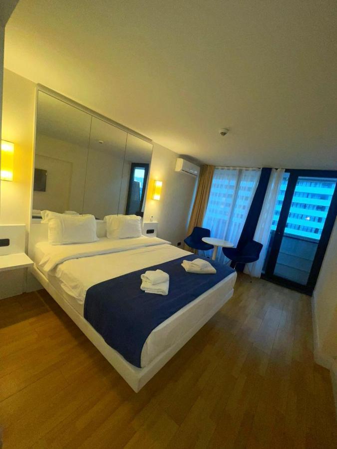Black Sea Aparthotel Orbi City Batumi Exterior photo