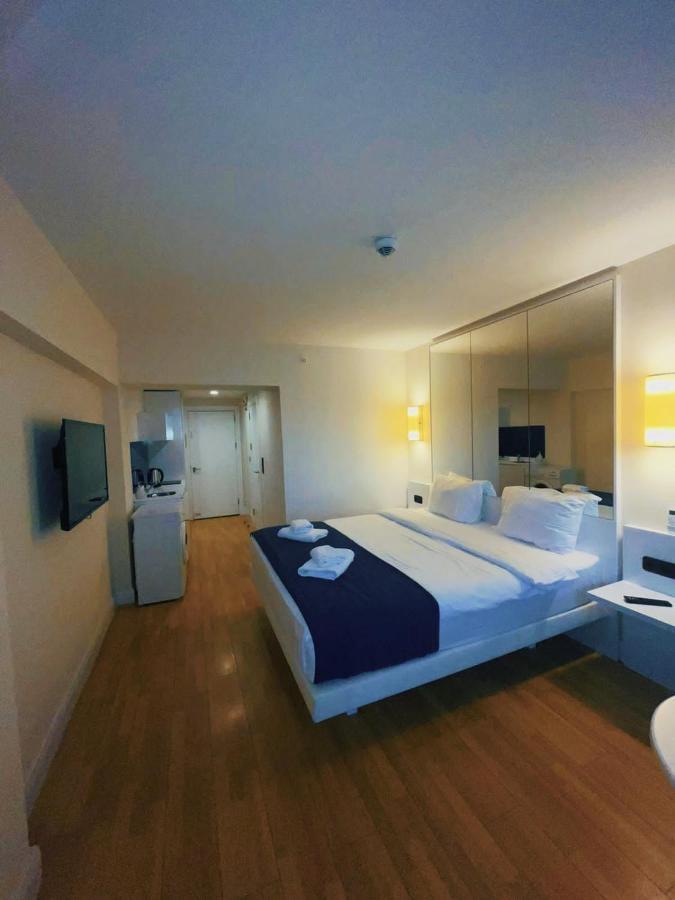Black Sea Aparthotel Orbi City Batumi Exterior photo