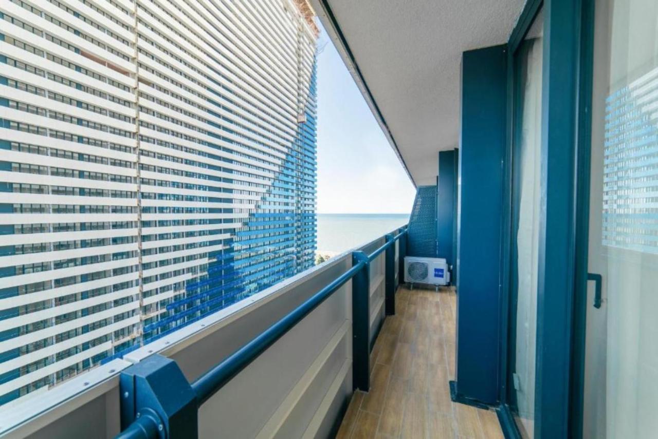 Black Sea Aparthotel Orbi City Batumi Exterior photo