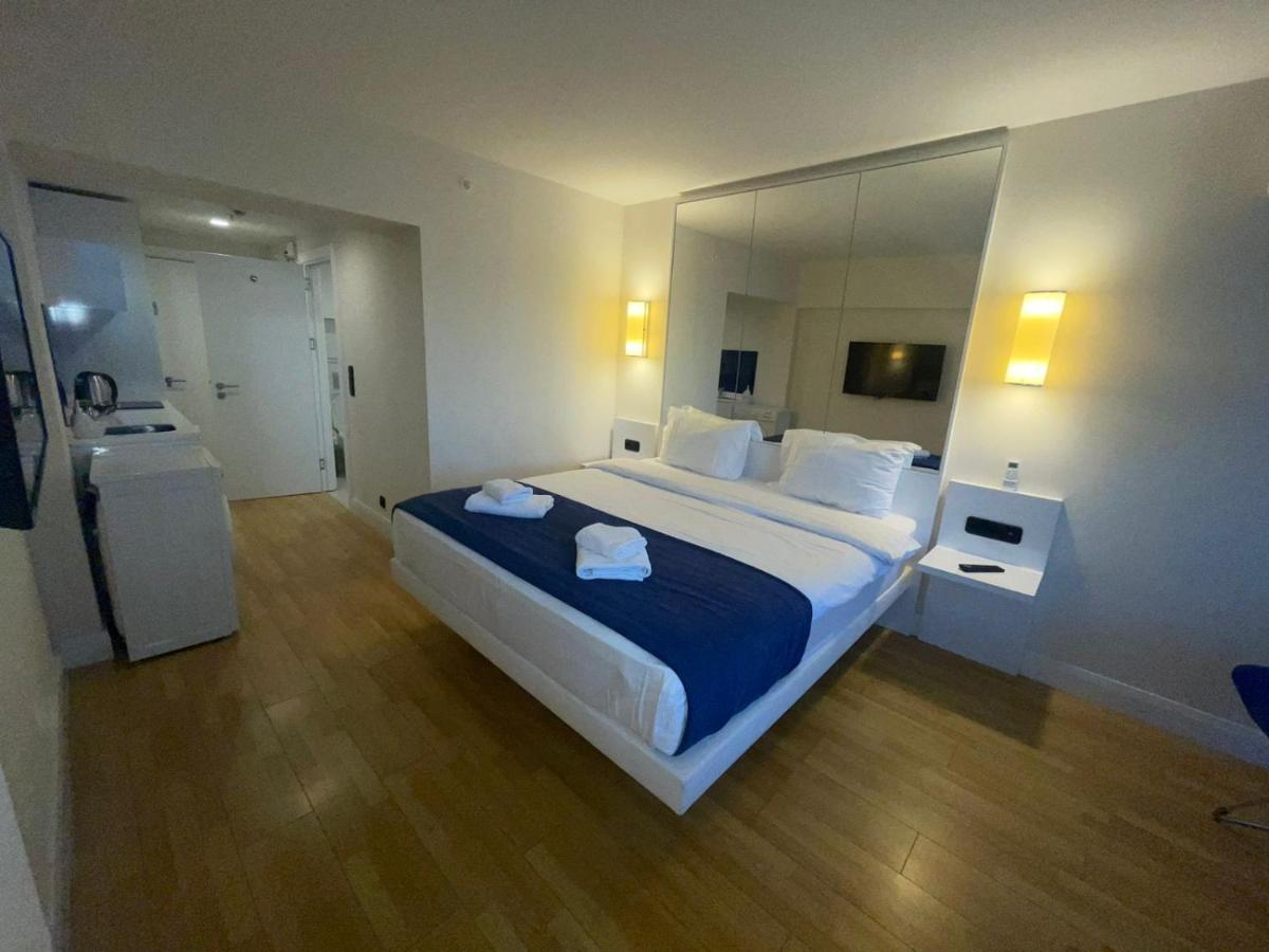 Black Sea Aparthotel Orbi City Batumi Exterior photo