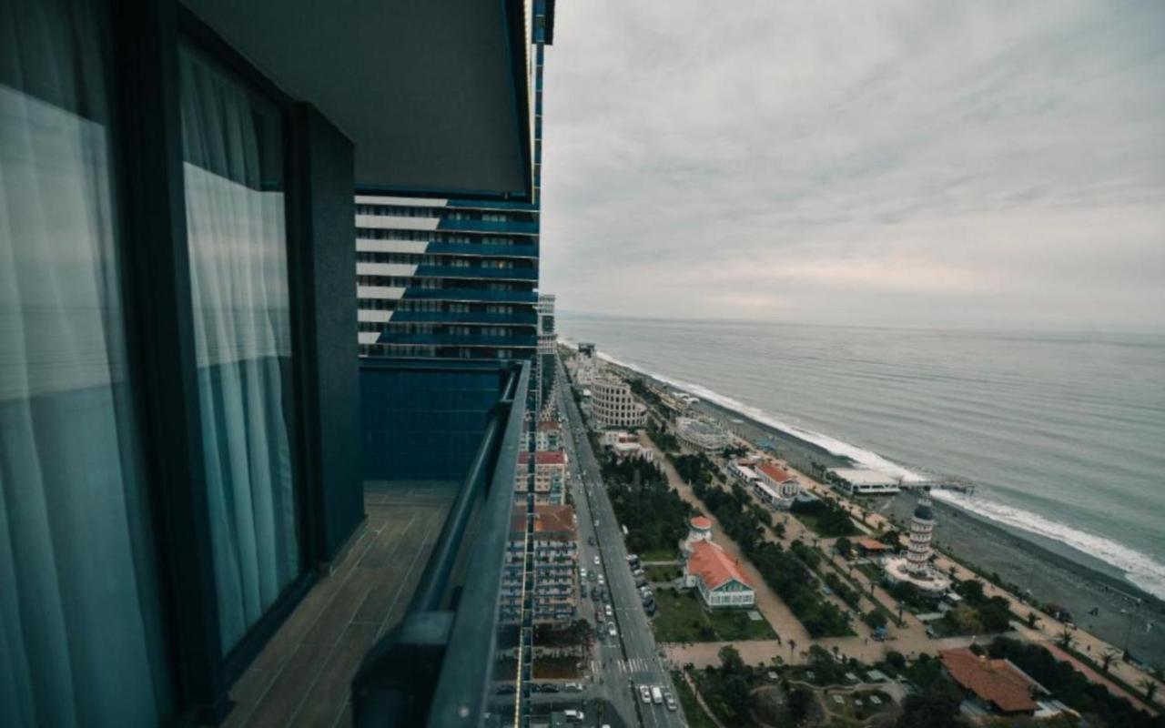 Black Sea Aparthotel Orbi City Batumi Exterior photo